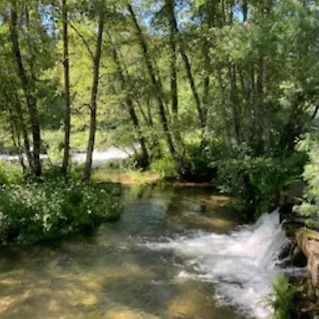 Riverlodge3 Villa Amares